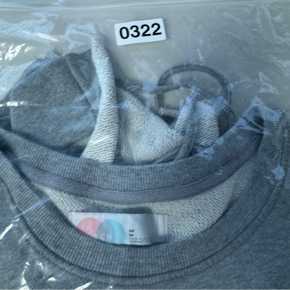 Free People Beach Grey Ruffle Sleeve Sweatshirt Top Size M Casual Cozy Pullover - Picture 11 of 11